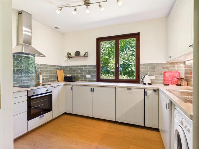 Charmante maison de plain pied de 3 chambres avec piscine à. 98m² Siorac en Périgord