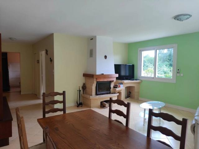 Charmante maison de village à Vayres, 5 chambres