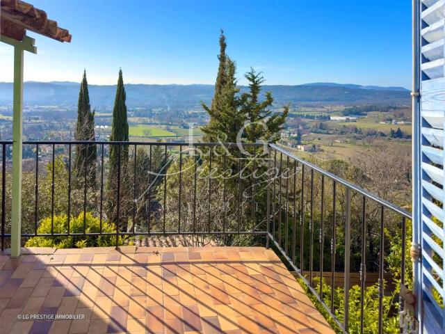 Charmante Maison de village avec terrasses Callian 172m² Callian