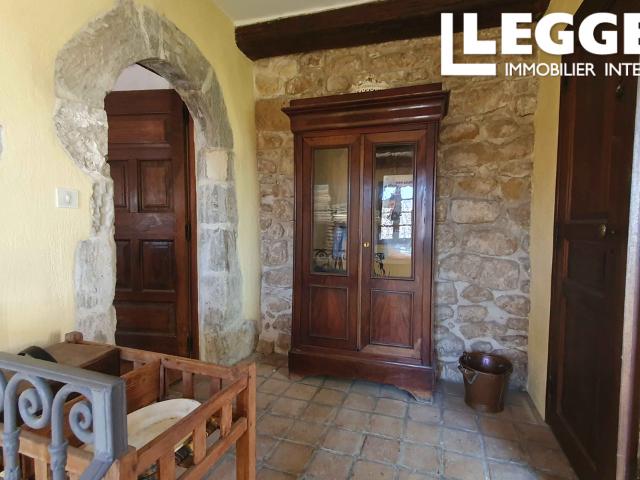 Charmante maison de village avec terrasses et vue imprenable dans la Vallée de la Cèze