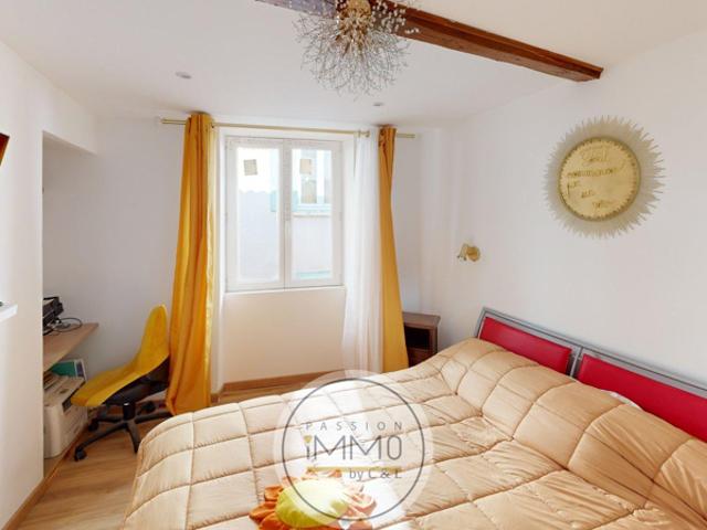Maison de village 105 m2 avec terrasse et vue sur les montag