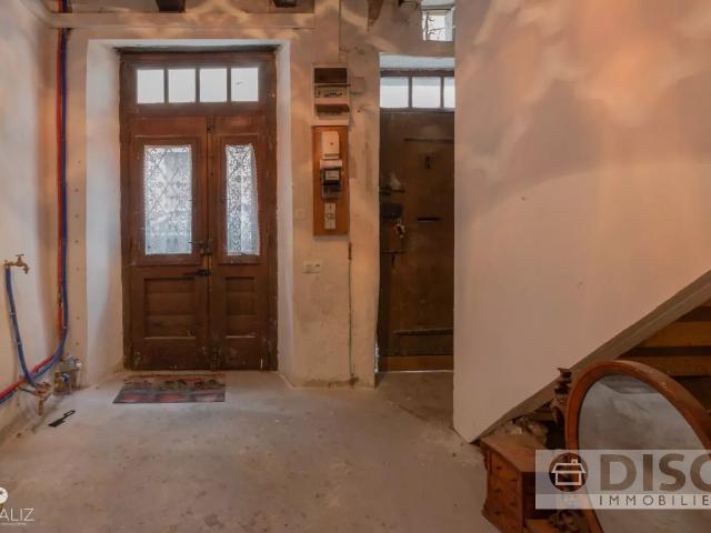 Charmante maison de village avec cave et atelier. 94m² Cordes sur Ciel