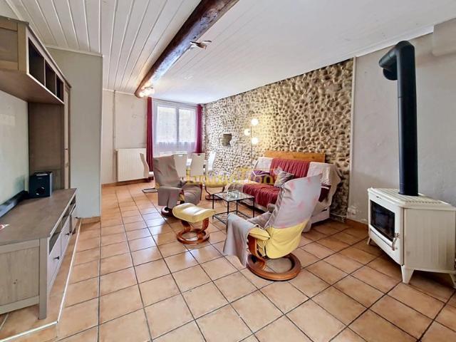 Charmante maison de village avec grand jardin