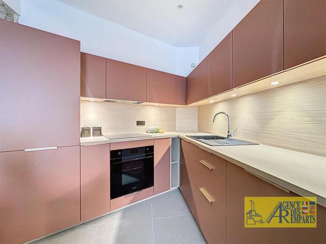 Charmante maison de village avec studio indépendant 75m² Antibes