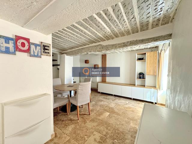 Charmante maison de village de 71m2 à Solliès Ville