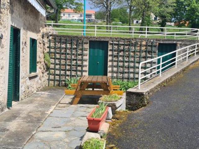 Charmante maison de village en pierre 94 m2 Devesset 07