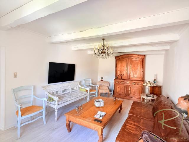 Charmante maison de village rénovée À deux pas de la Cèze 81m² Saint Denis