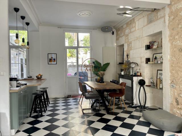 Charmante maison de ville avec jardin au coeur d'Angoulême 110m² Angoulême