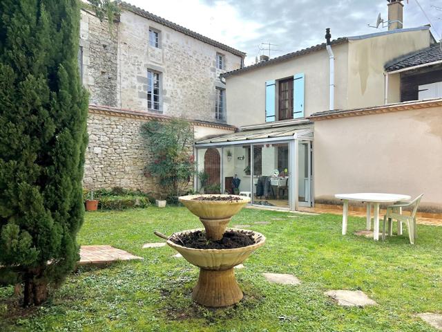Charmante maison de ville 180m² Monségur