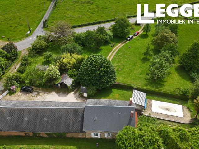 Charmante maison de 3 chambres avec piscine, grange, gîte à rénover et 15169m² de terrain