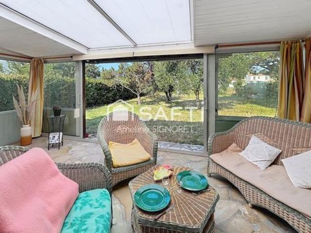 Charmante maison de 55m², une véranda, deux chambres