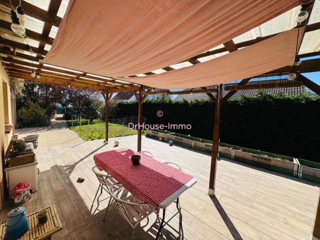 Charmante Maison de 5 pièces avec Jardin et Garage à Biville sur Mer
