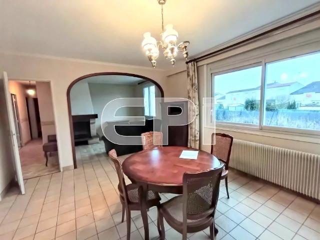 Charmante maison de 90 m² avec 3 chambres à Loudun 90m² Loudun