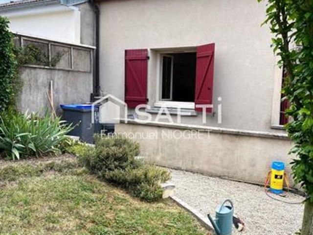 Charmante maison d'environ 75 m², 2 ch avec jardin et cave