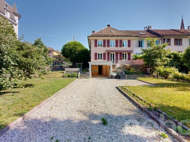 Charmante maison des années 1920 avec vaste jardin privatif