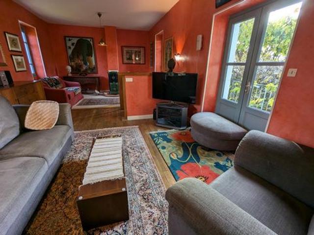 Charmante maison en pierre à Cazals avec son jardin
