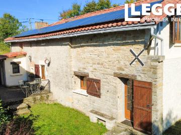 Charmante maison en pierre avec jardin et vue magnifique sur la campagne – prête à emménager immédiatement