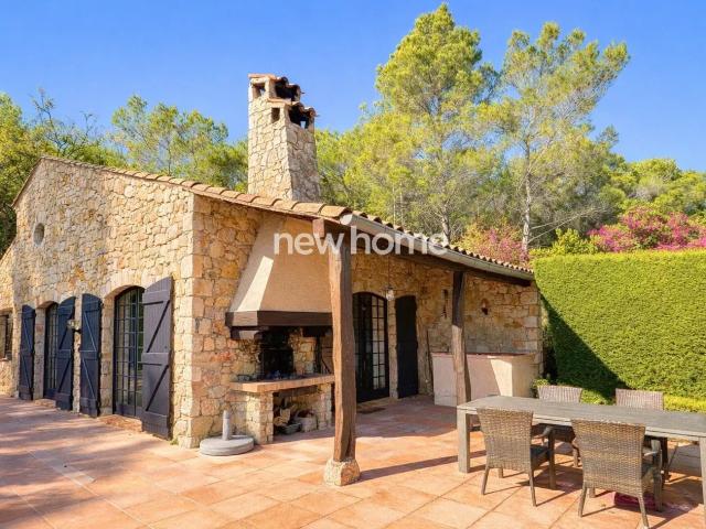 Charmante maison en pierre avec piscine à Seillans 100m² Seillans