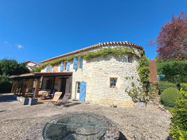 Charmante maison en pierre avec piscine et jardin arboré 144m² Valence sur Baïse