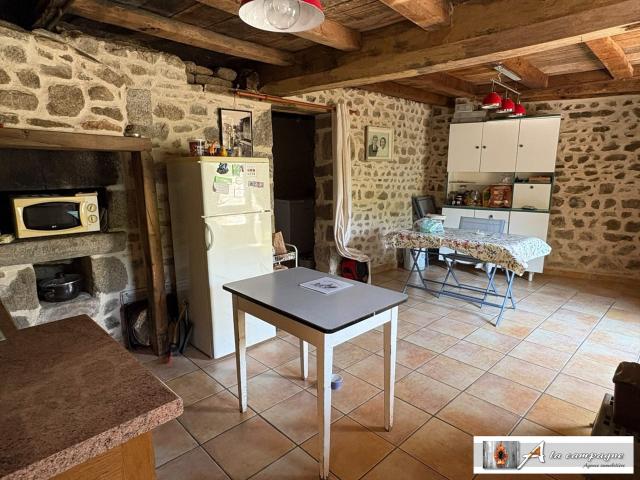 Charmante maison en pierres prête à être habitée 169m² Bussière Nouvelle