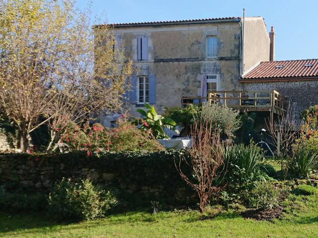 Charmante maison environnement privilègié
