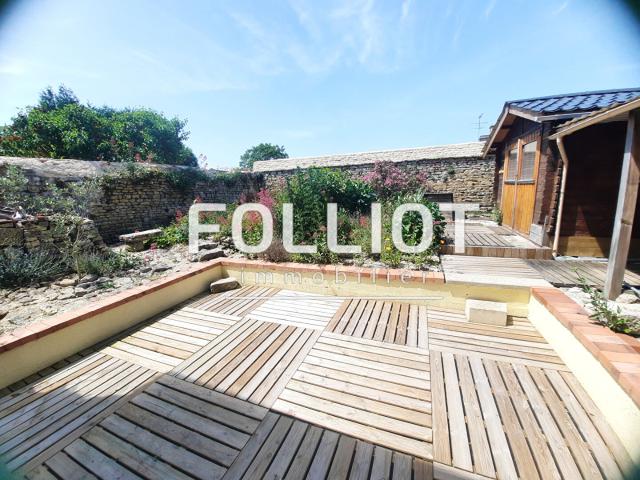 Charmante maison F2 BIS au calme avec terrasse et jardinet 15 mn CAEN OUEST