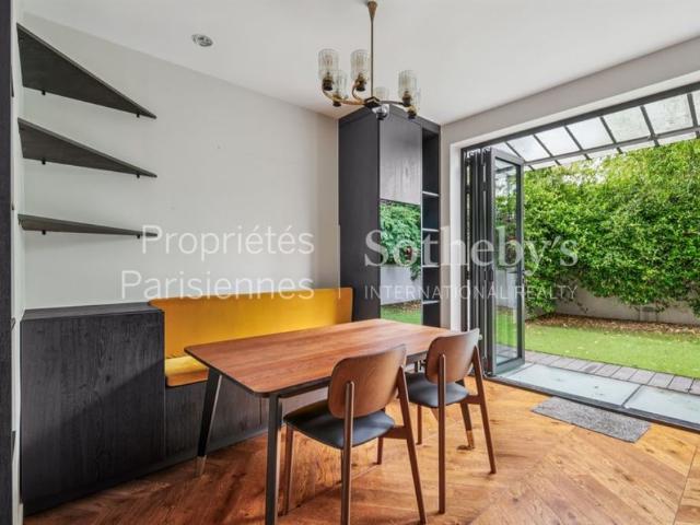 Charmante maison familiale avec jardin 4 chambres Paris 16ème