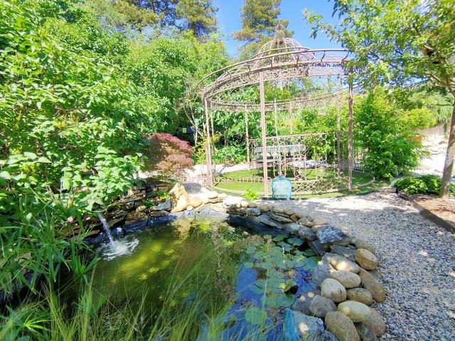 Charmante Maison familiale de 6 pièces avec jardin paysager et piscine à Saint Donat sur l'Herbasse