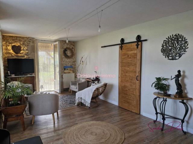 Charmante Maison Familiale de 9 Pièces