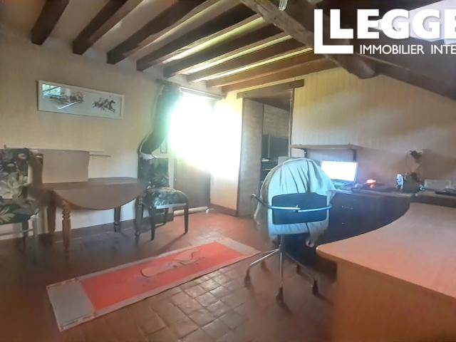 Charmante maison habitable en pierre ou à rénover – Situation paisible dans un hameau près d'Argentan