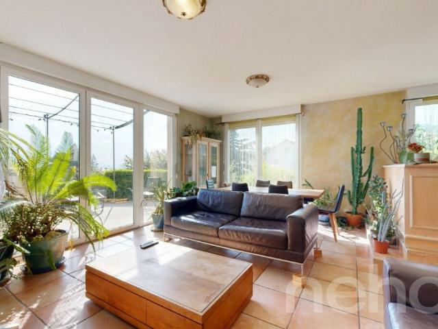 Charmante maison jumelle avec vue imprenable sur le Léman