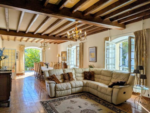 Charmante maison périgourdine avec dépendance 237m² Villars