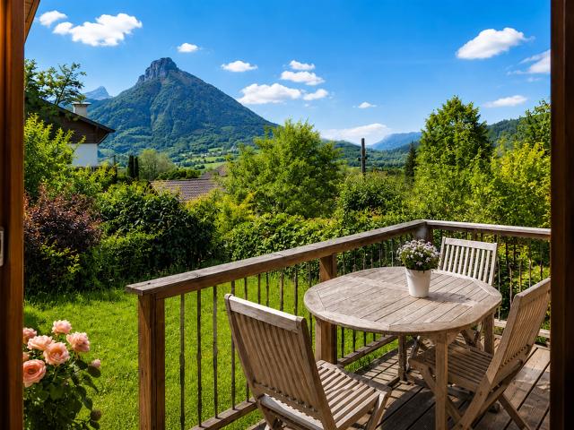Charmante maison près du lac d’ANNECY et des montagnes – pro. 293m² Dingy Saint Clair