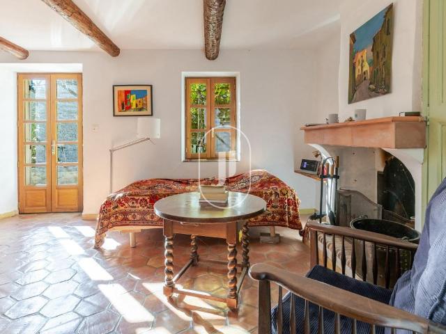 Charmante maison provençale avec piscine et vue Luberon 46m² Apt