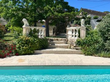 Charmante Maison Rurale près de Lorgues avec Piscine et Jardin