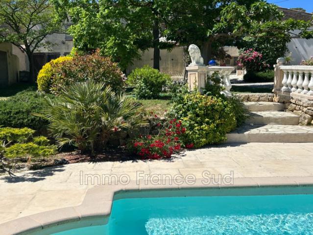 Charmante Maison Rurale près de Lorgues avec Piscine et Jardin