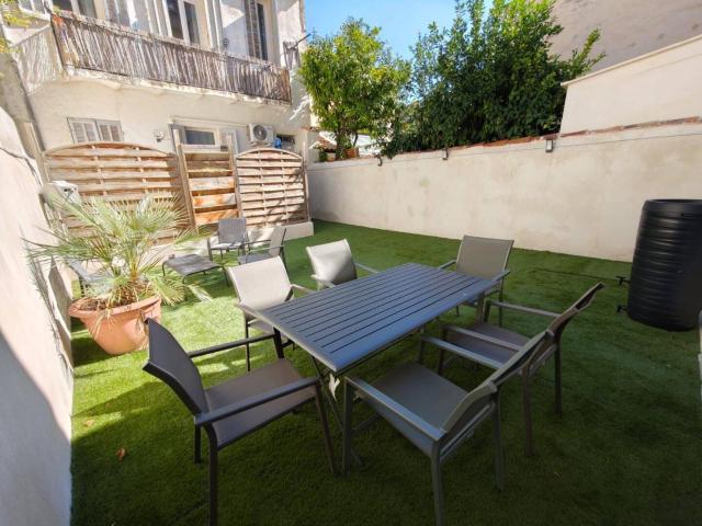 Charmante maison rénovée,climatisée et meublée de 63m2 + Terrasse de 45m2
