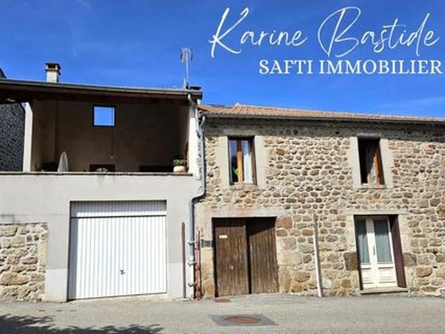 Coup de cœur assuré pour cette maison de village pleine de charme !