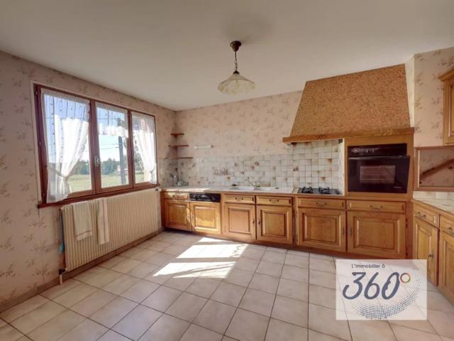 Charmante maison spacieuse avec jardin !
