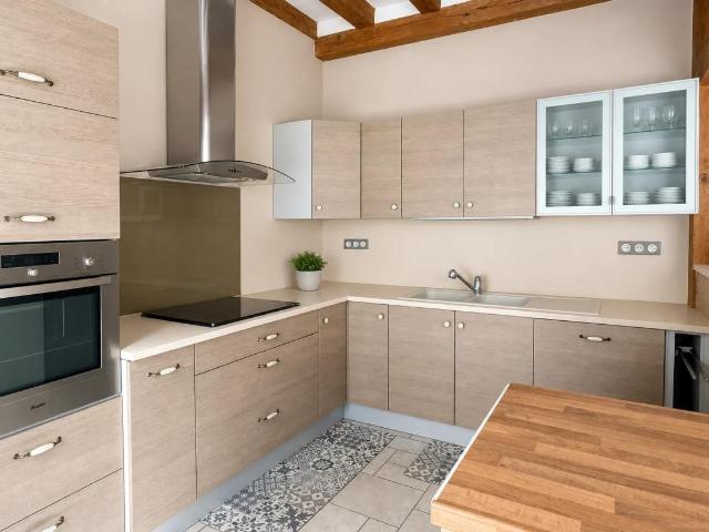 Charmante Maison spacieuse 8 pièces datant de 1870