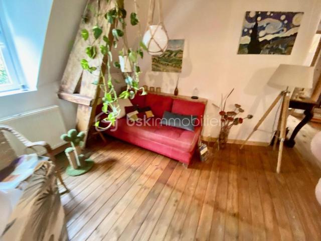 Charmante maison spacieuse à vendre dans un cadre paisible