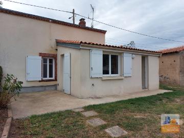 Charmante maison T3 de 83 m² avec jardinBOUGUENAIS
