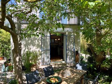 CHARMANTE MAISON