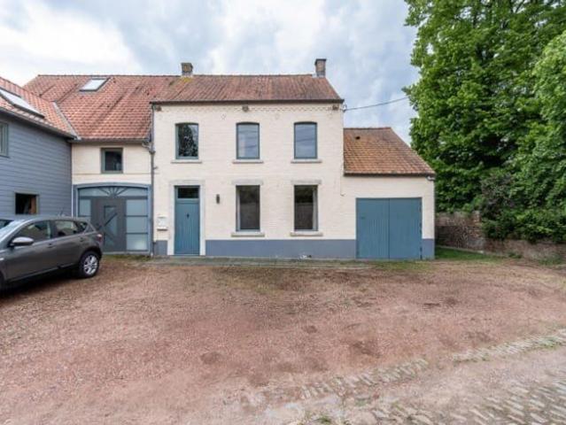CHARMANTE MAISON 3CH 1SDB