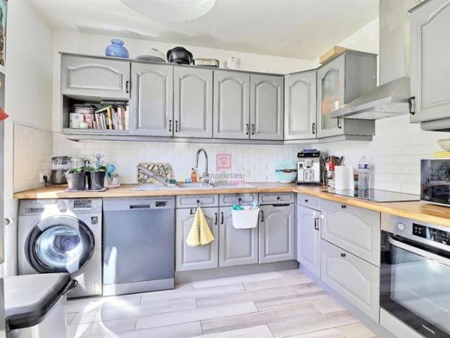 Charmante maison 5 pièces sur terrain de 222 m²