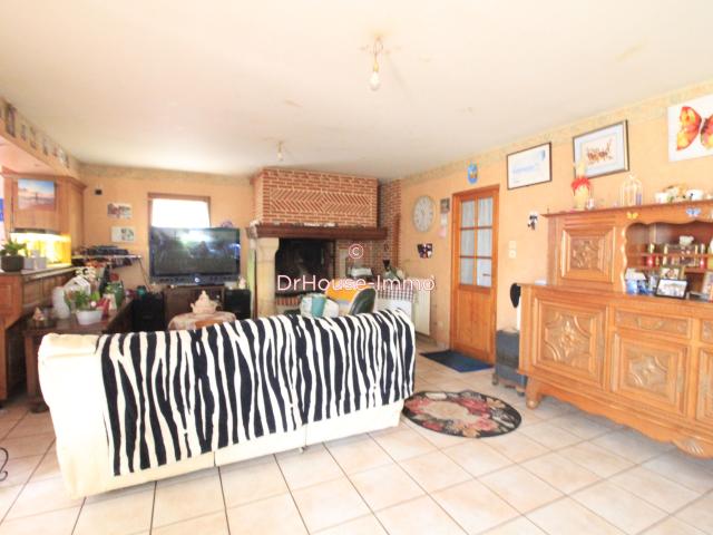 Charmante Maison 6 pièces de 140m2 environ en Plain Pied avec 3 chambres et 80m2 hab de combles aménageables, à remodeler à son image