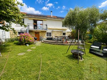 Charmante Maison 7 pièces avec Garage et Jardin