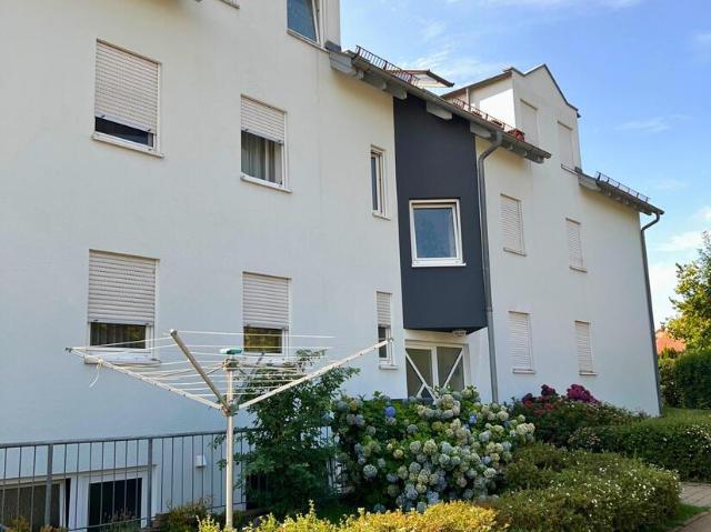 Charmante Maisonette Wohnung mit Tiefgaragen Stellplatz in begehrter Wohnlage von Welzheim