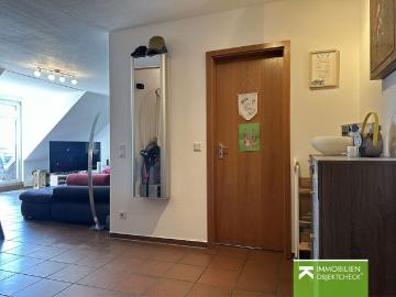 Charmante Maisonette Wohnung mit Balkon in ruhiger und naturnahen Lage