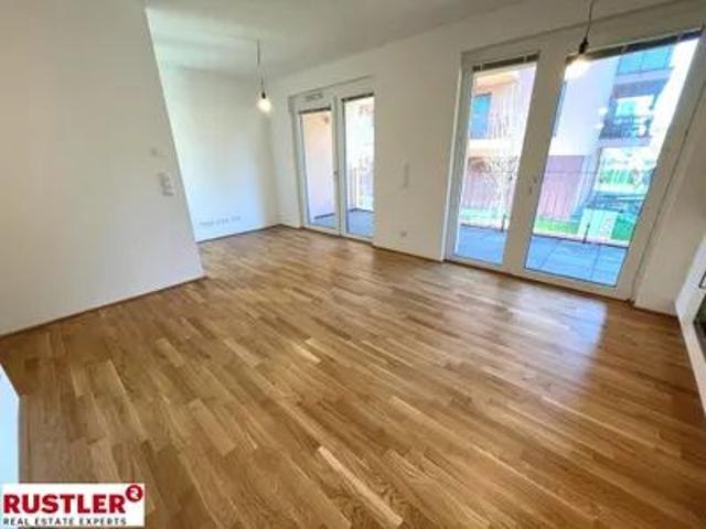 Charmante Neubauwohnung! Große Terrasse! Ruhige Lage!